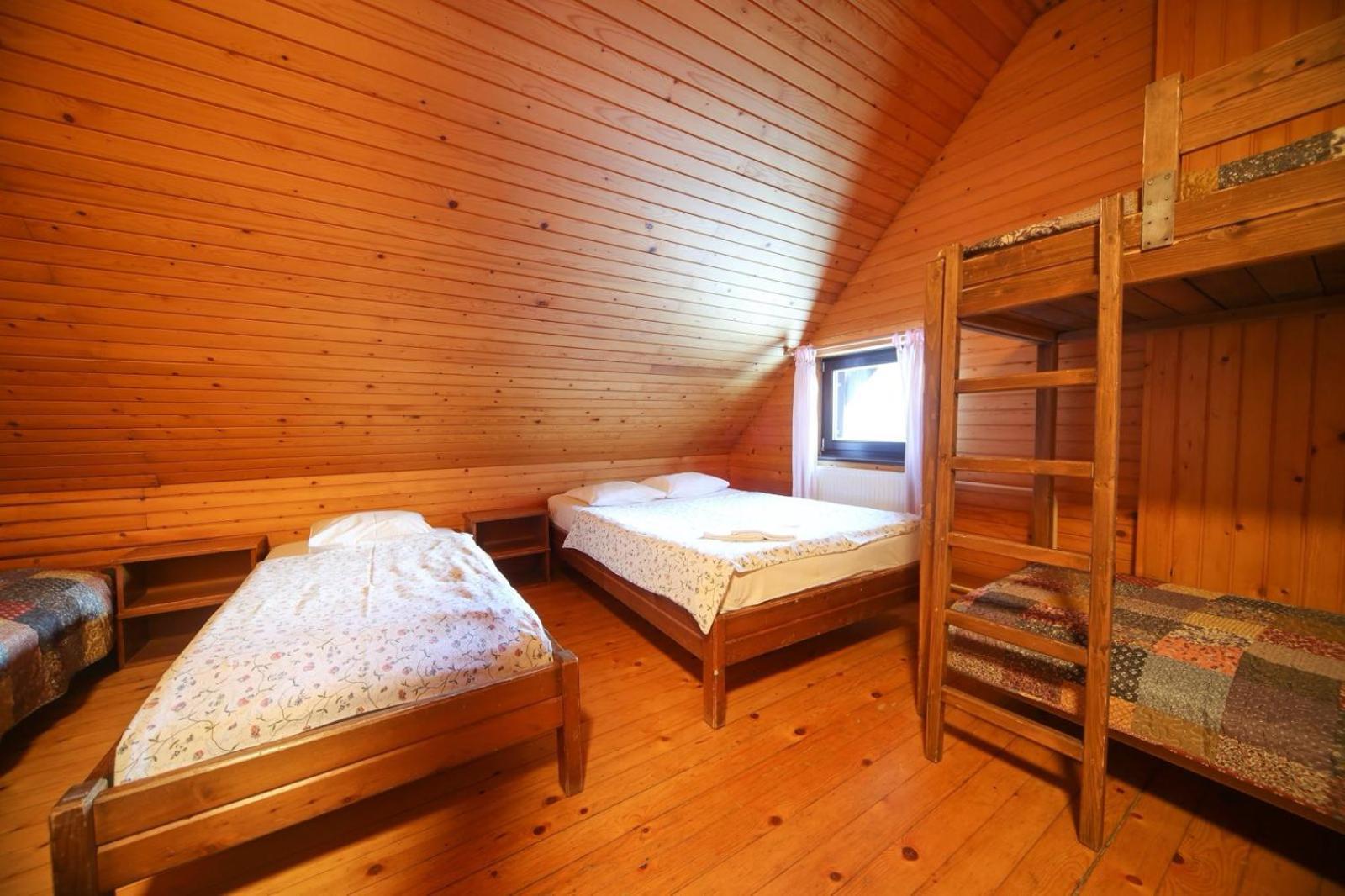 Planinska Koca Na Gozdu Hotel Kranjska Gora Exterior foto
