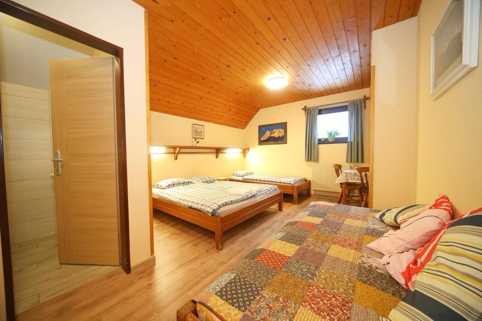 Planinska Koca Na Gozdu Hotel Kranjska Gora Exterior foto